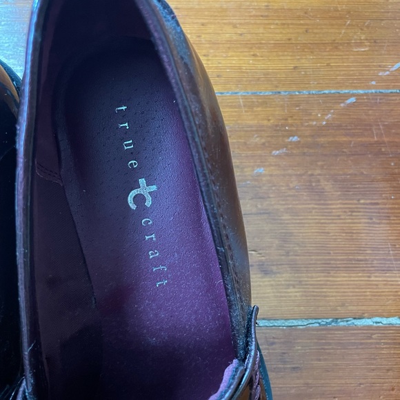 NEW True Craft Chunky Burgundy Lugged Heel Platform Loafer - Size 8 - Picture 5 of 8